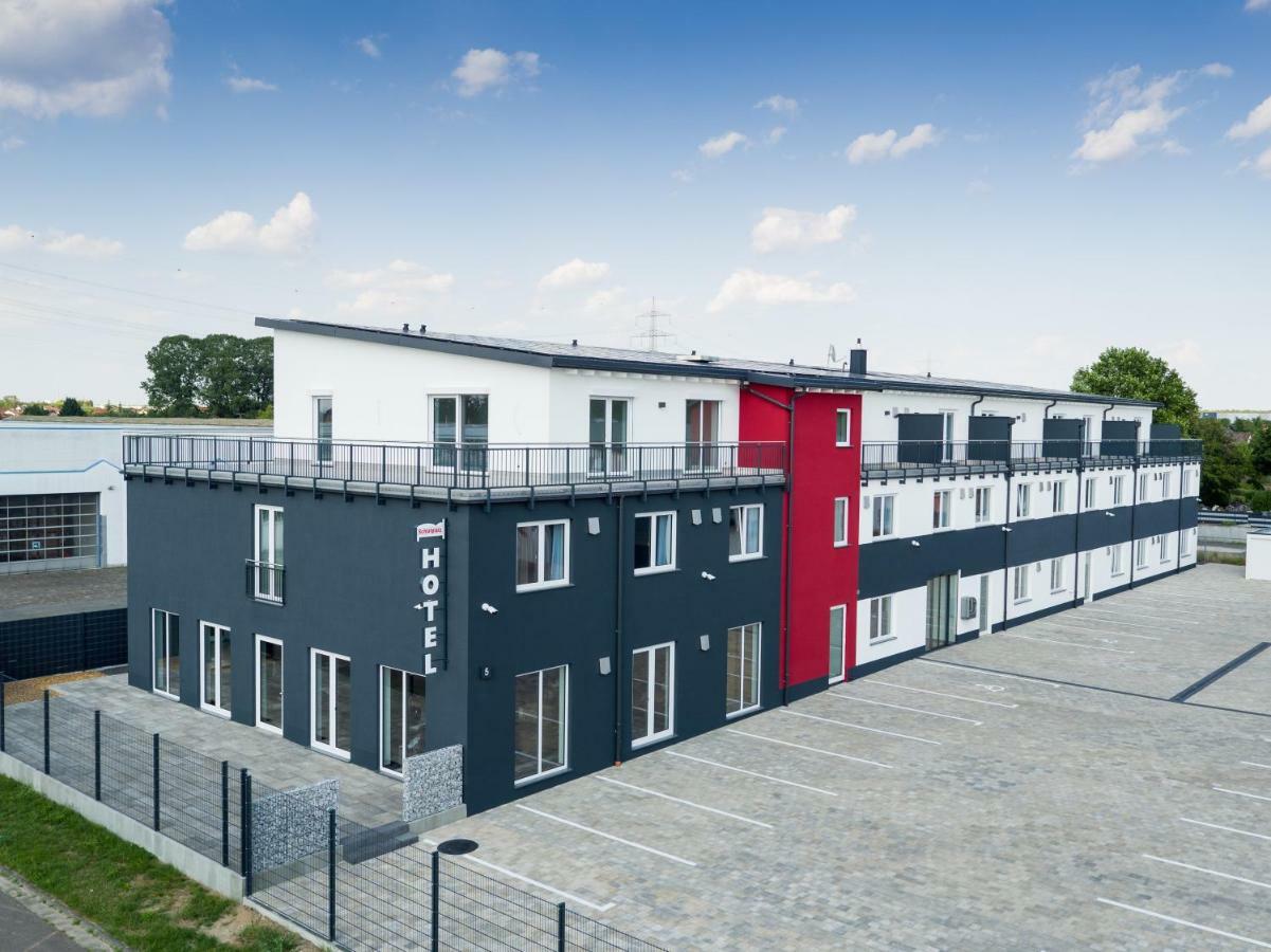 Hotel Schlafplatz Rodgau Exterior photo